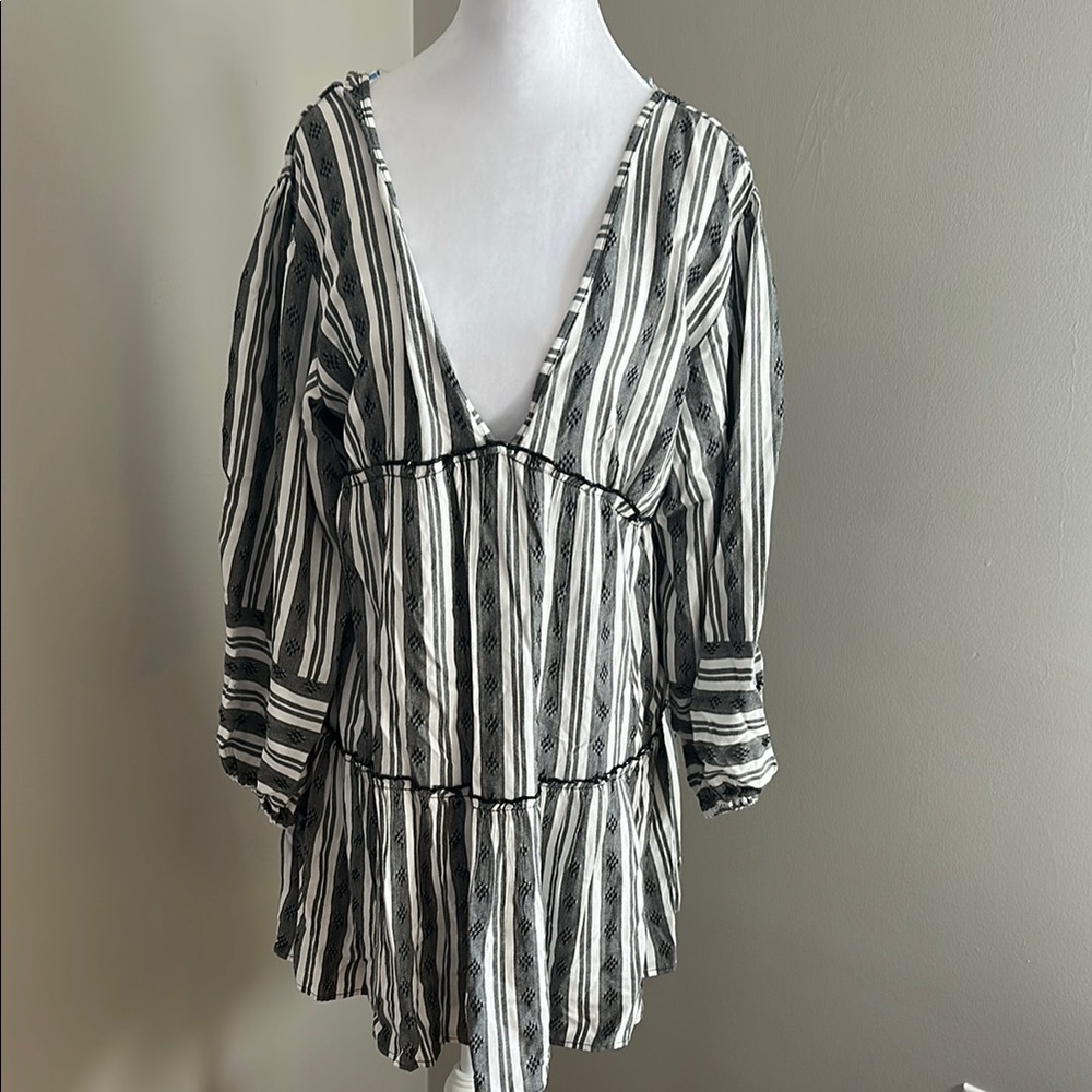 Blue Island Beach/Pool Cover-Up, Black & White Stripe, Sz S
